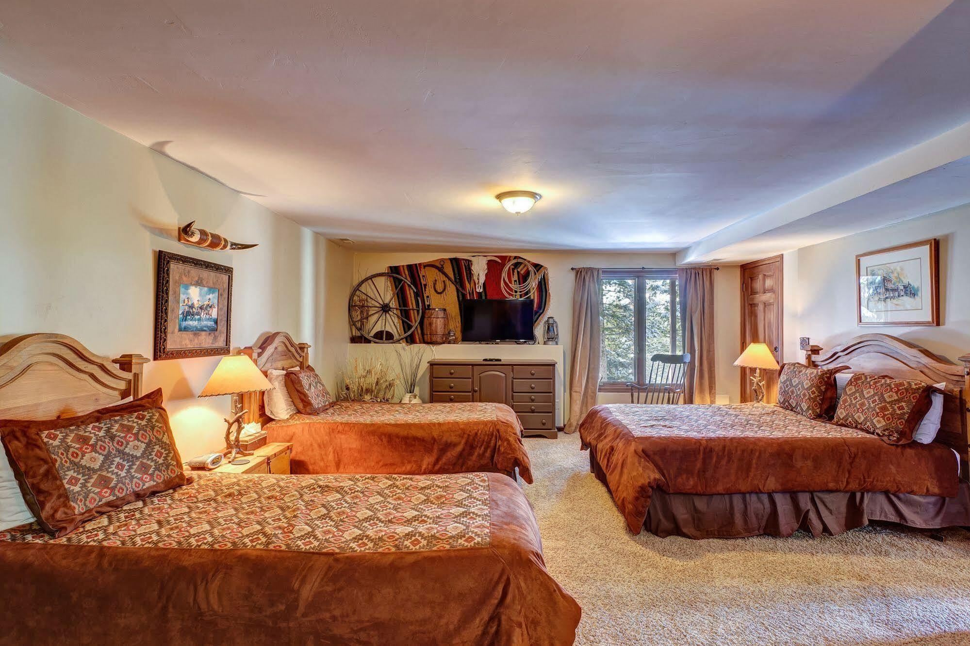 Grande Vista Boreas Pass By Pinnacle Lodging Breckenridge Exterior photo